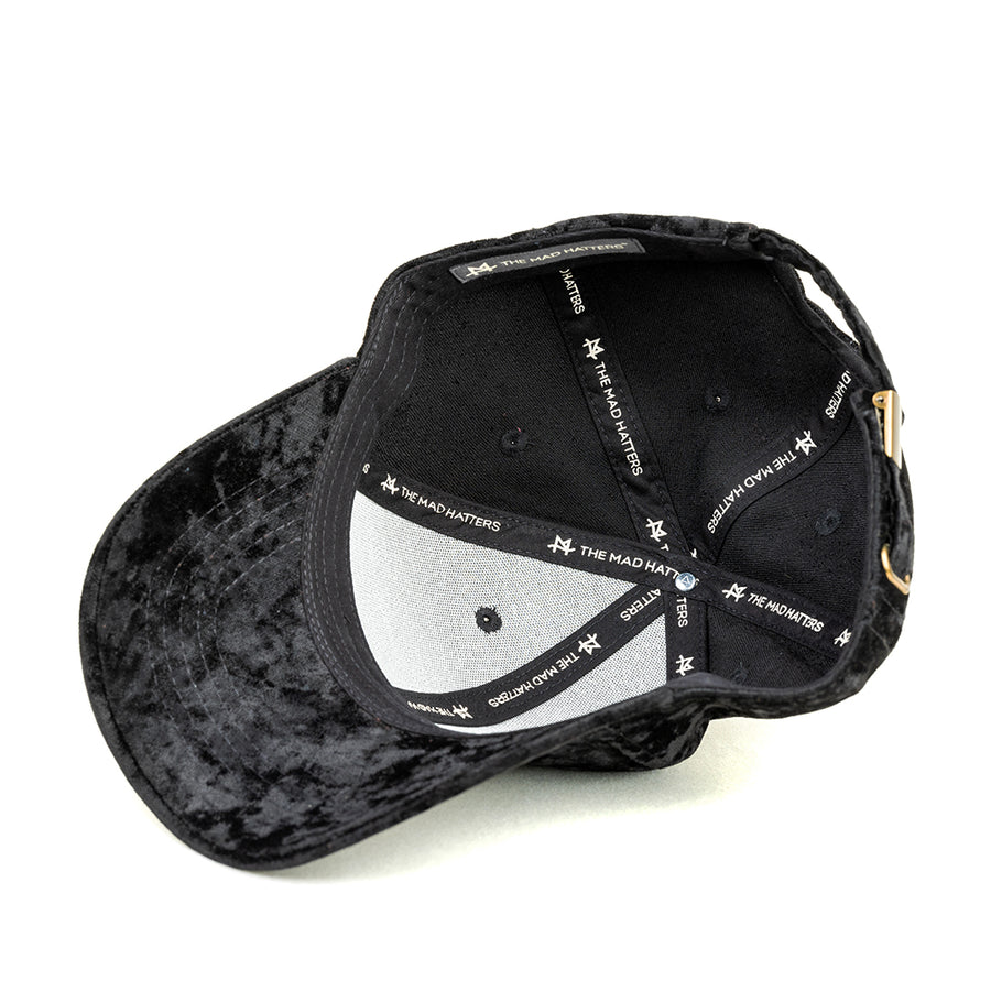 Jet-Set black velvet baseball cap